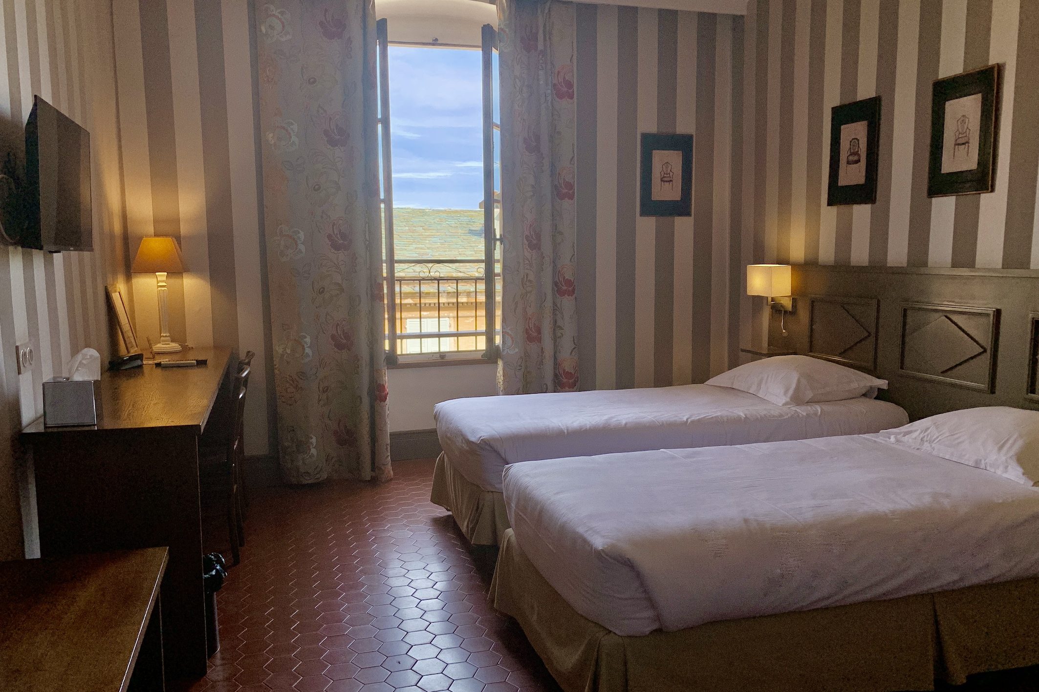 Chambre Duo plus 5ème étage sans ascenseur