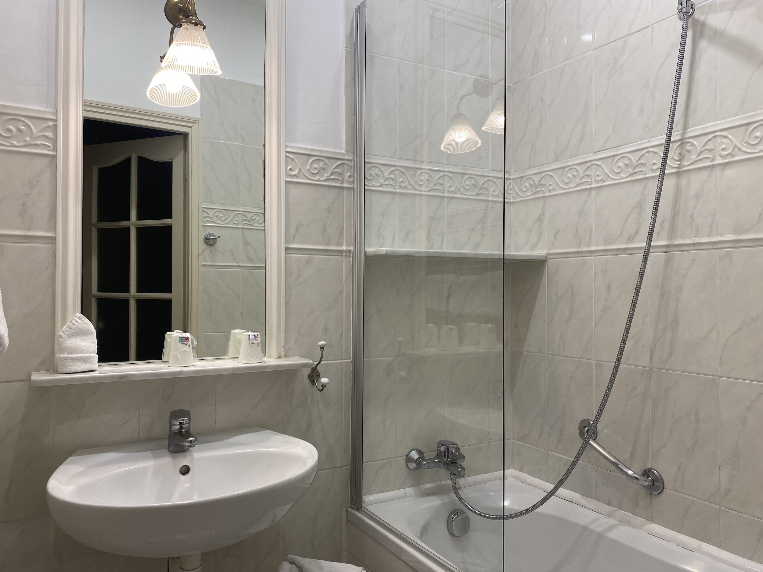 Salle de bain 216